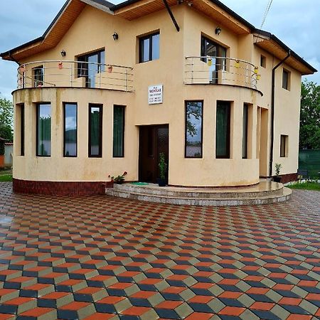 Vila NICHOLAS Bărcăneşti Exterior foto